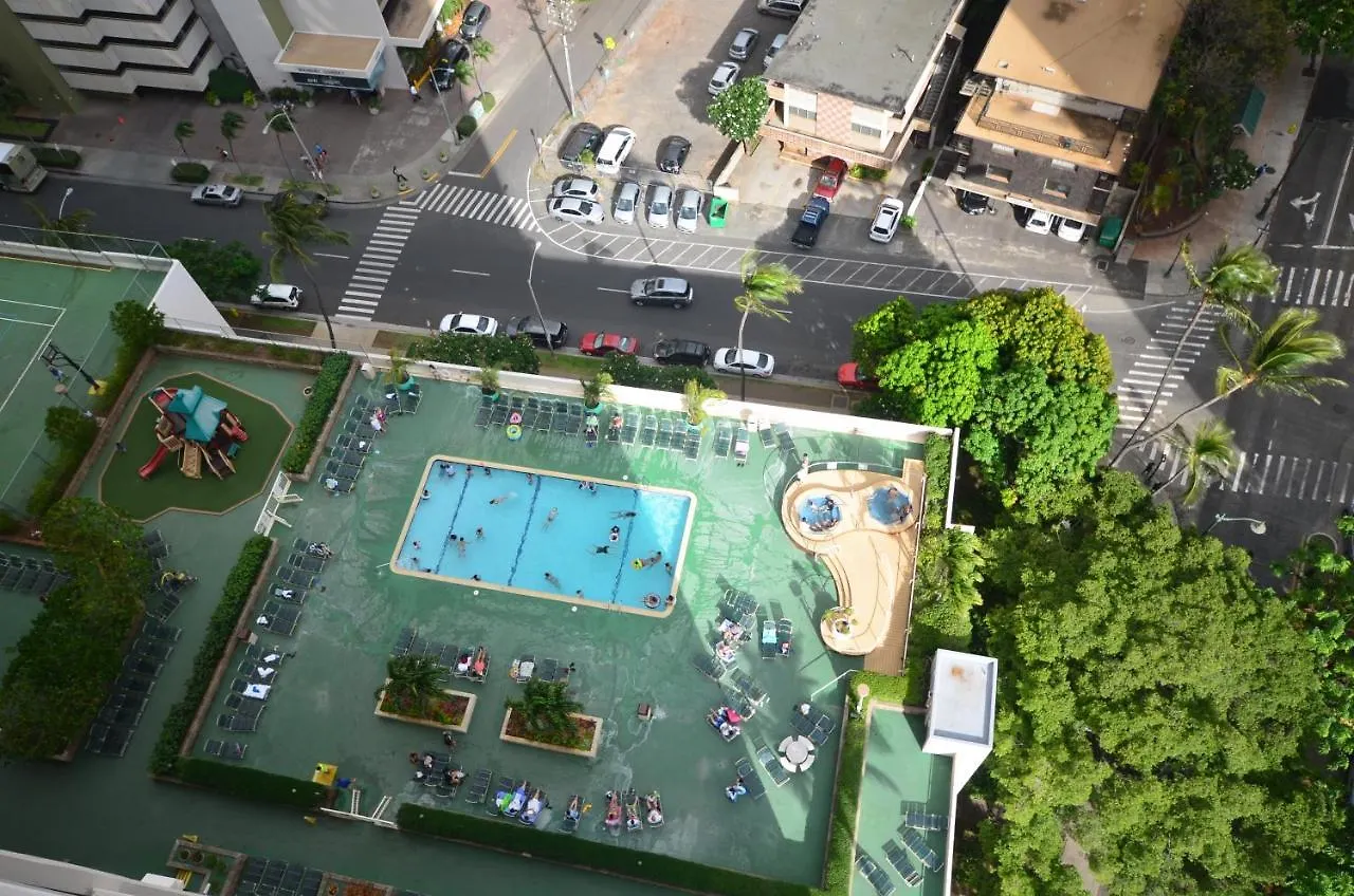 Romantic Waikiki Banyan 2513 With Ocean And Diamond Head Views And Free Parking! Honolulu